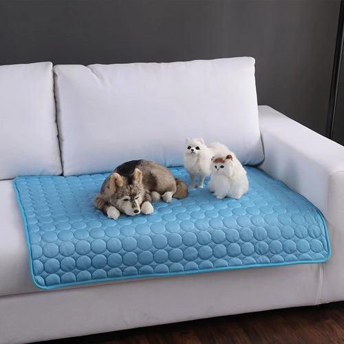 Dog Wares CryoPaw™ XL Cooling Mat.  Extra Large Dog Cooling Mat - Durable Summer Pet Bed for Dogs and Cats, Ideal for Comfort and Relaxation